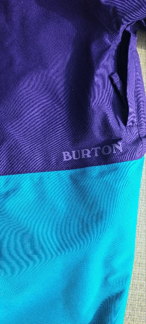 子ども用BURTONスノーボードウェアセット