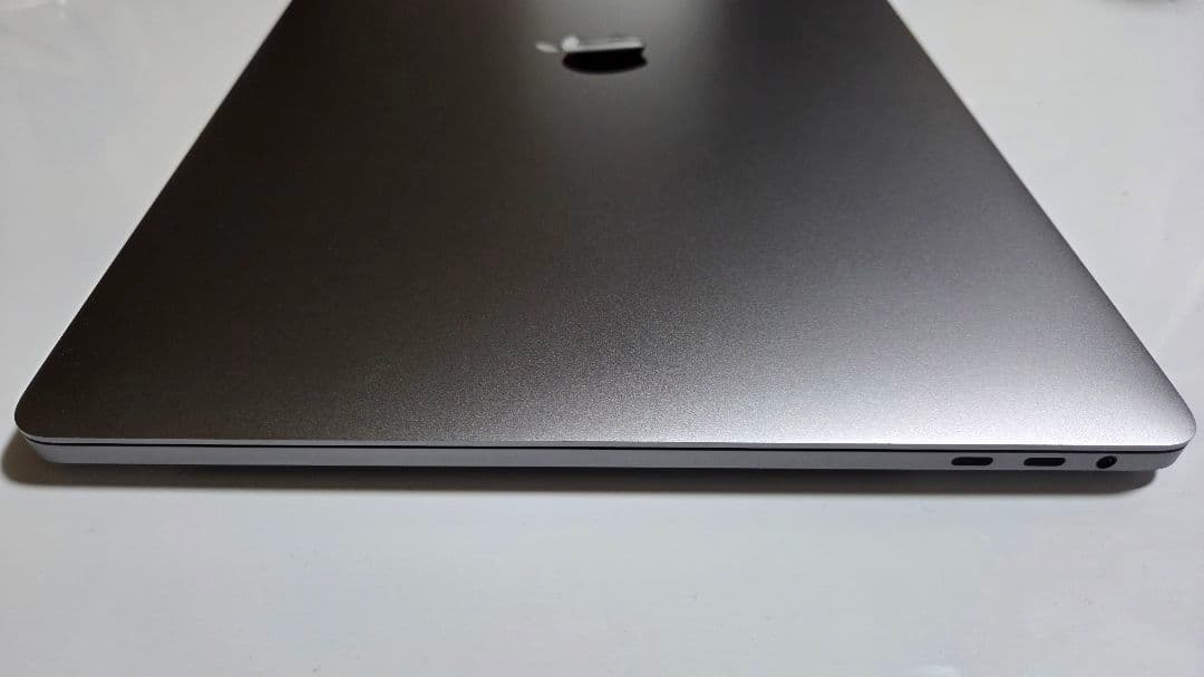 MacBook本体 MacBook Pro 15-inch 2018 i7 32GB 512GB