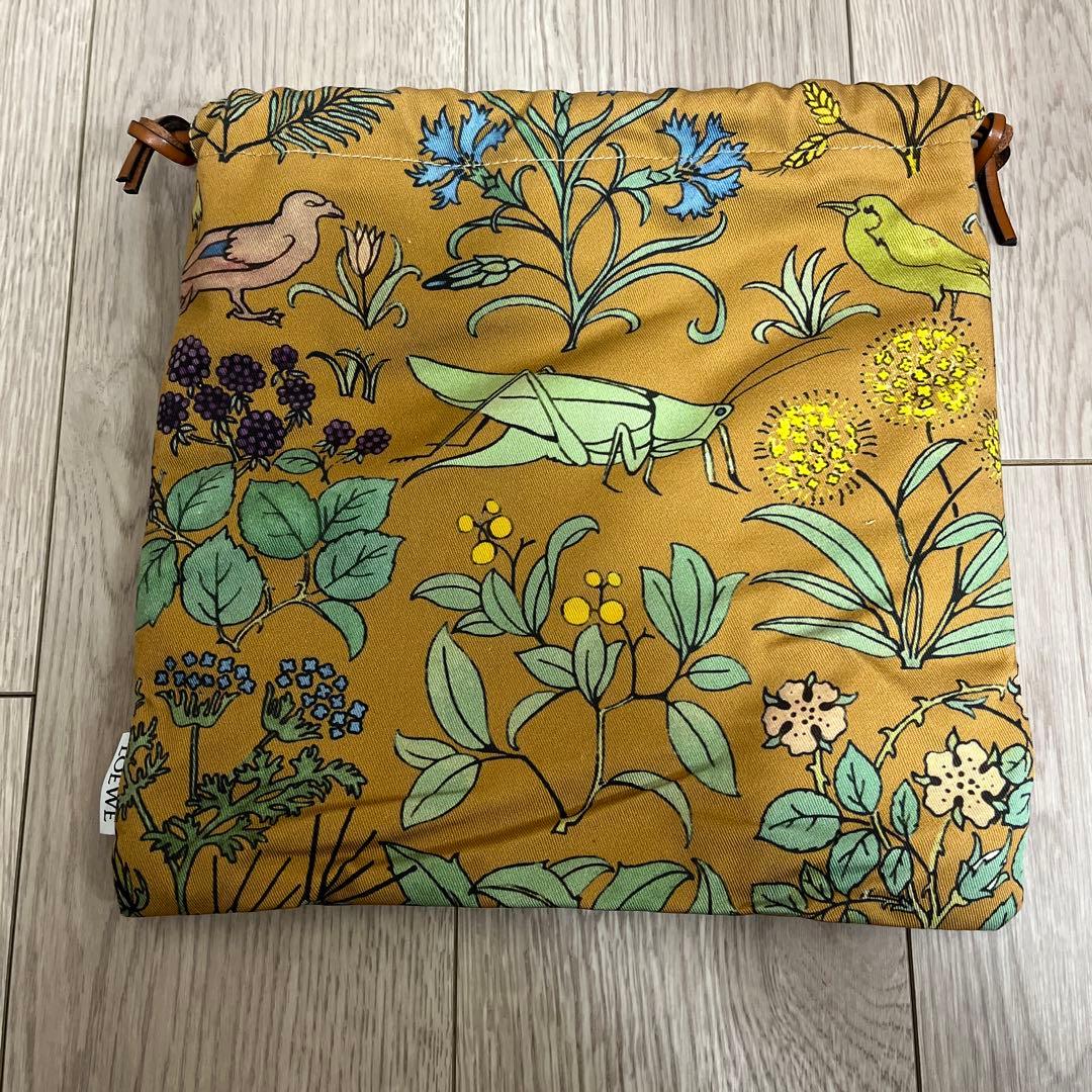 ロエベ　巾着　ブラウン
