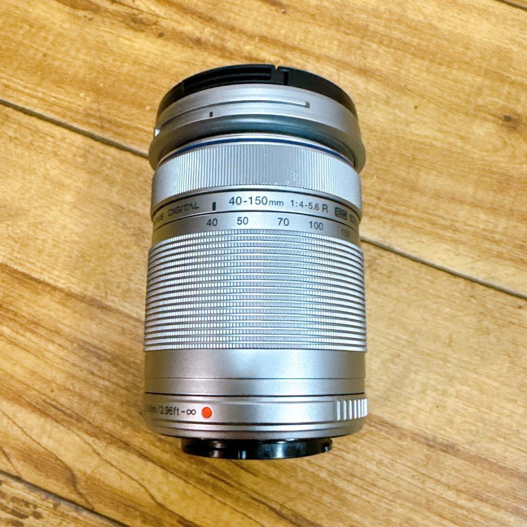 OLYMPUS ミラーレス一眼　E-PL9 ダブルレンズキット