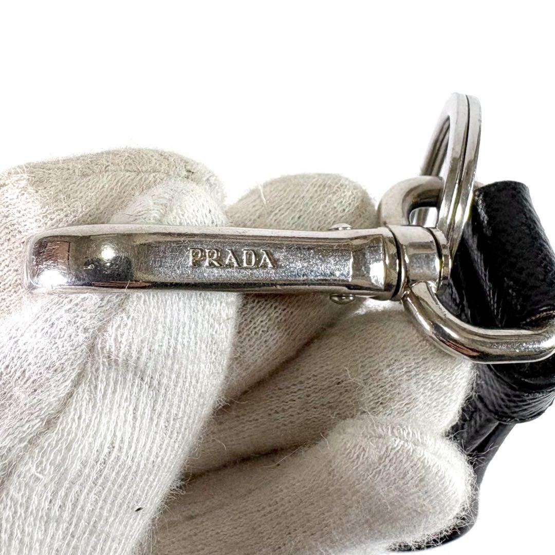 プラダ　PRADA キーリング　サフィアーノレザー　ブラック　NERO