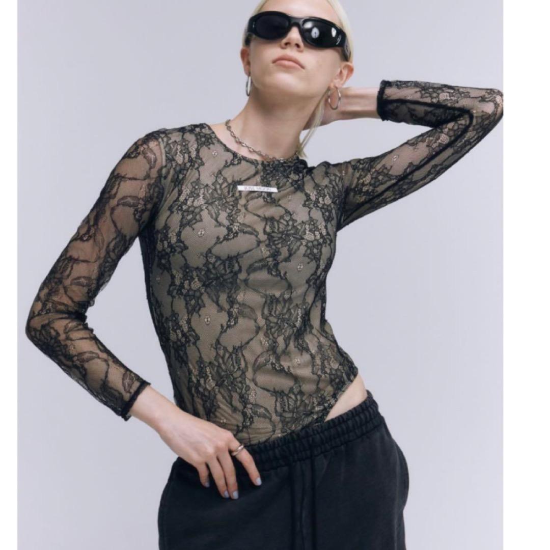 美品JOSEMOONジョゼムーン。レースボディースーツ。ブラック