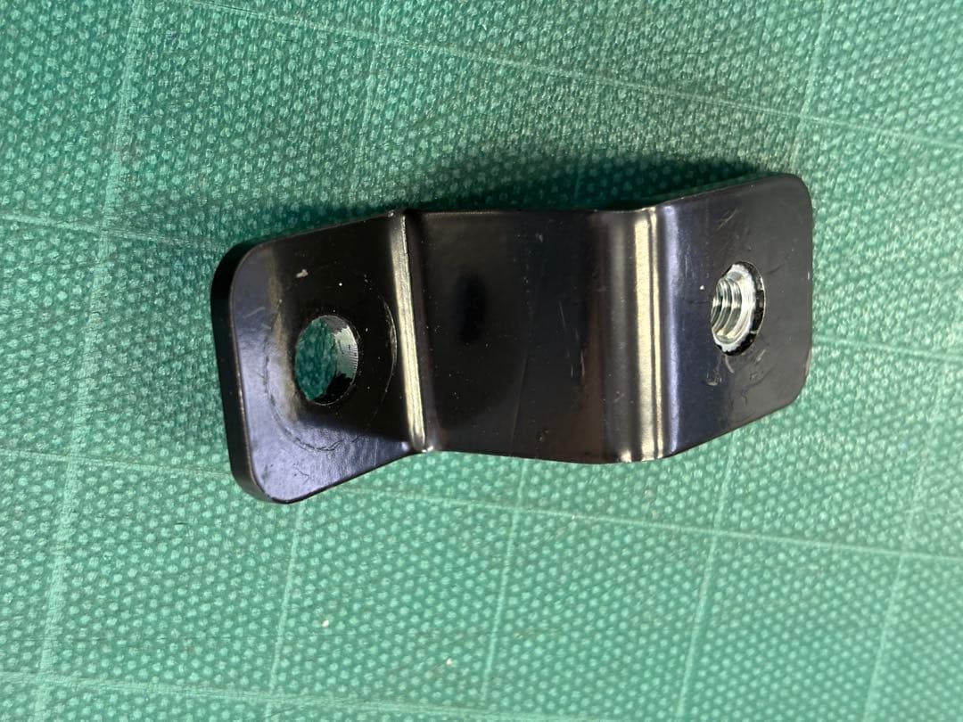 APIO製 MT車用フットレスト