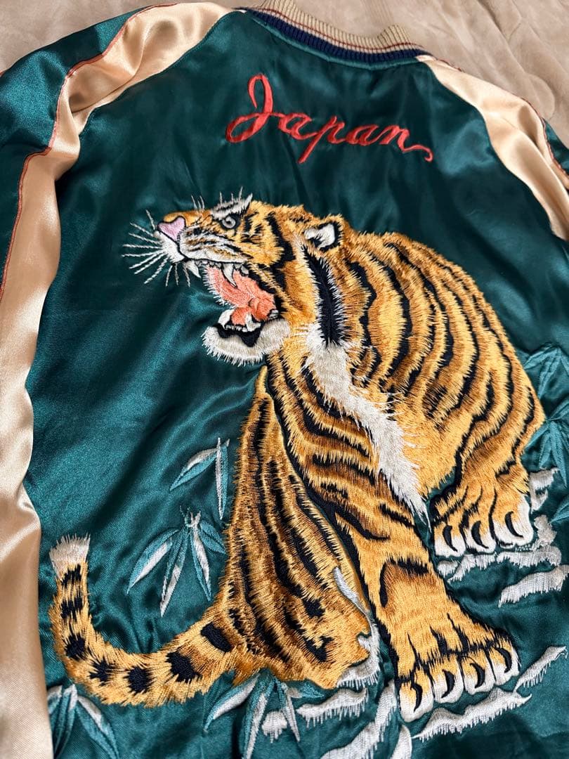 美品２面用 テーラー東洋 虎 日本限定 スカジャン vintage サテン
