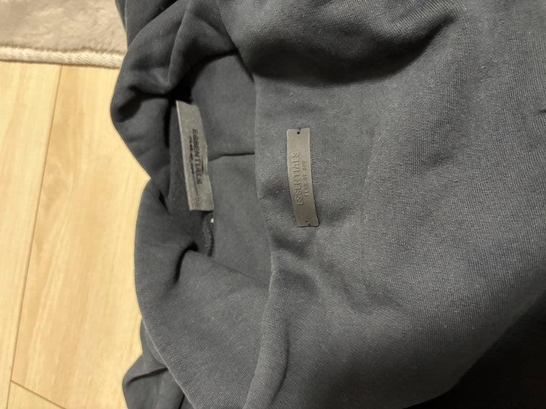 Essential FEAR OF GOD STATE パーカー