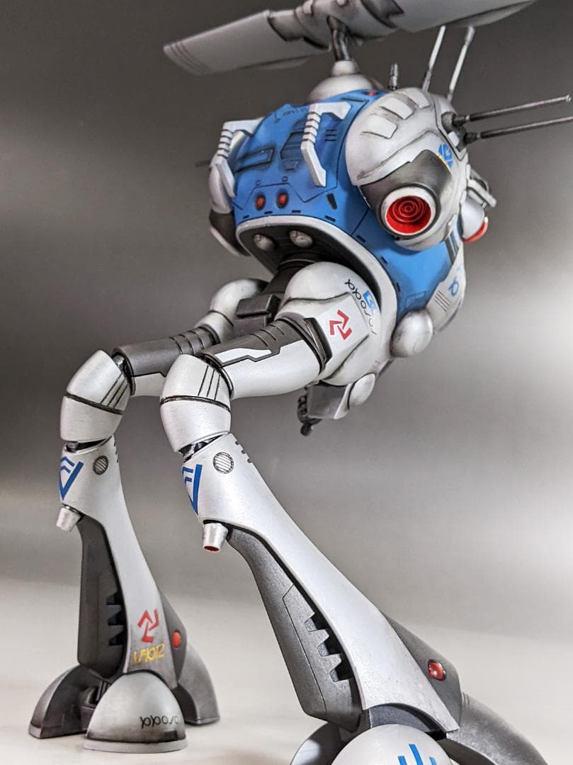 プラモデル　ハセガワ　1/72 リガード／偵察型（超時空要塞マクロス）組立塗装済