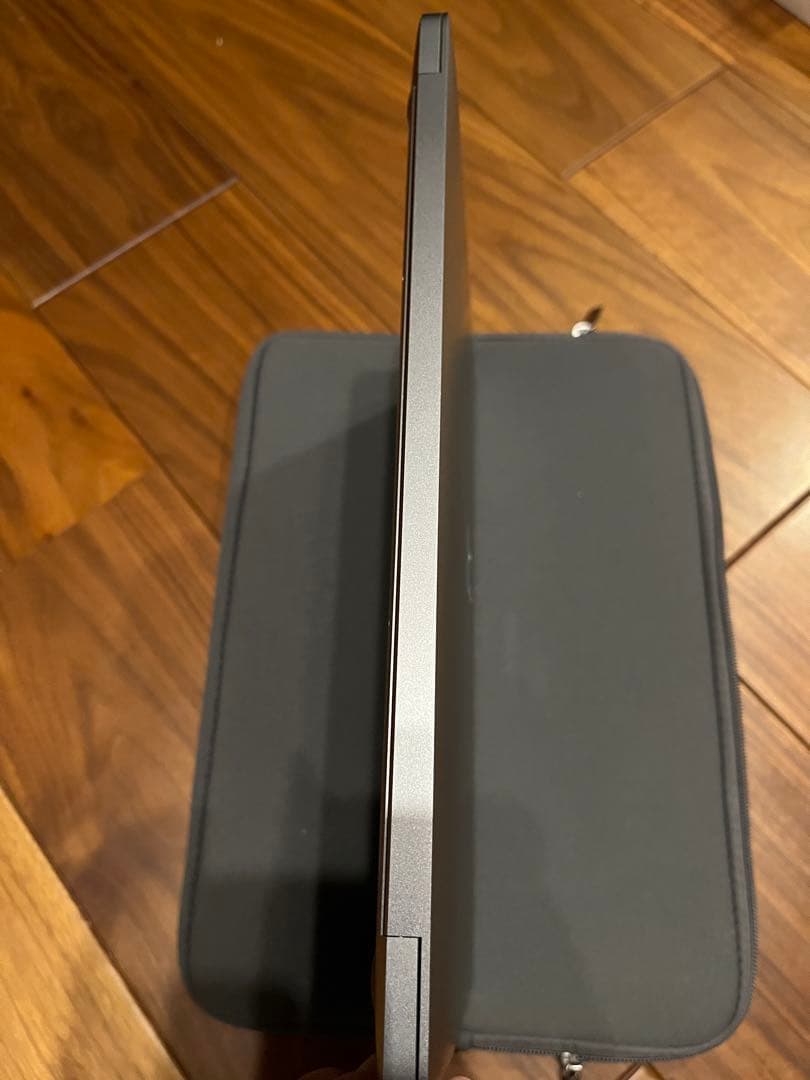 【極美品】Apple MacBook Air 13インチ A2337