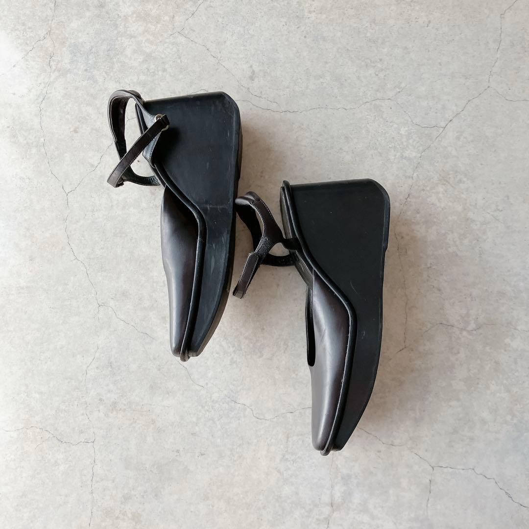 PRADA スクエアトゥ ブラックウェッジヒール 厚底 ミュール サンダル