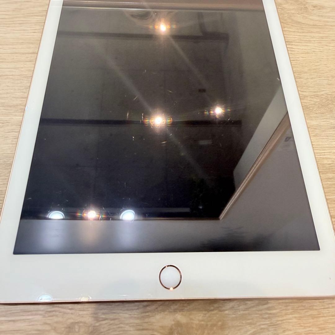 iPad 第6世代 ゴールド Wi-Fiモデル 32GB 5