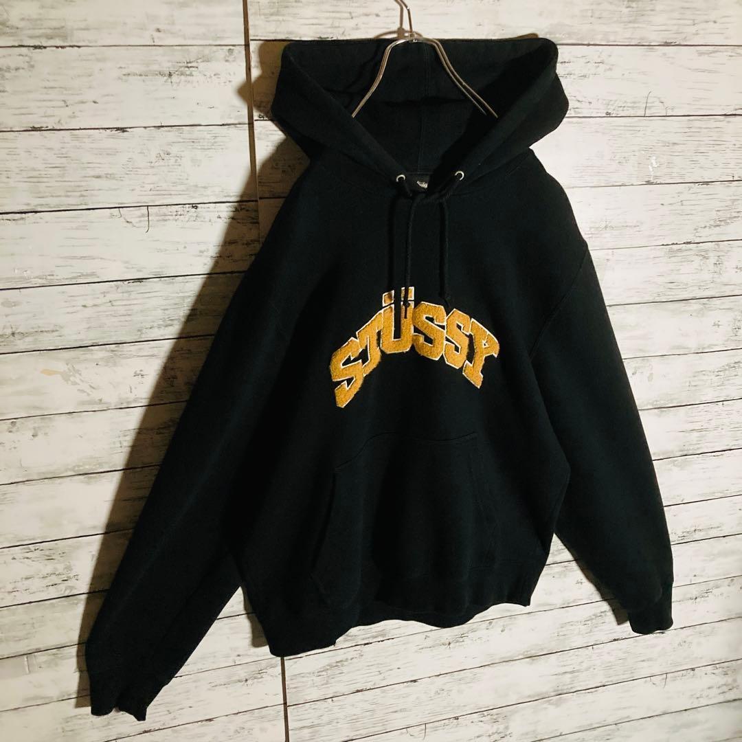 【美品】ステューシー☆センターロゴ　アーチ　パーカー　裏起毛　2XL相当　即完売