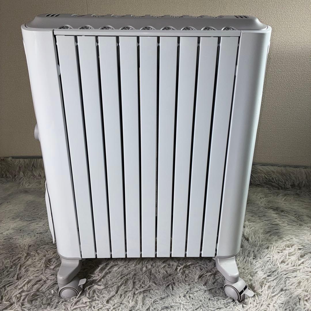 美品デロンギ オイルヒーター ベルカルドRHJ75V0915-GY 10-13畳