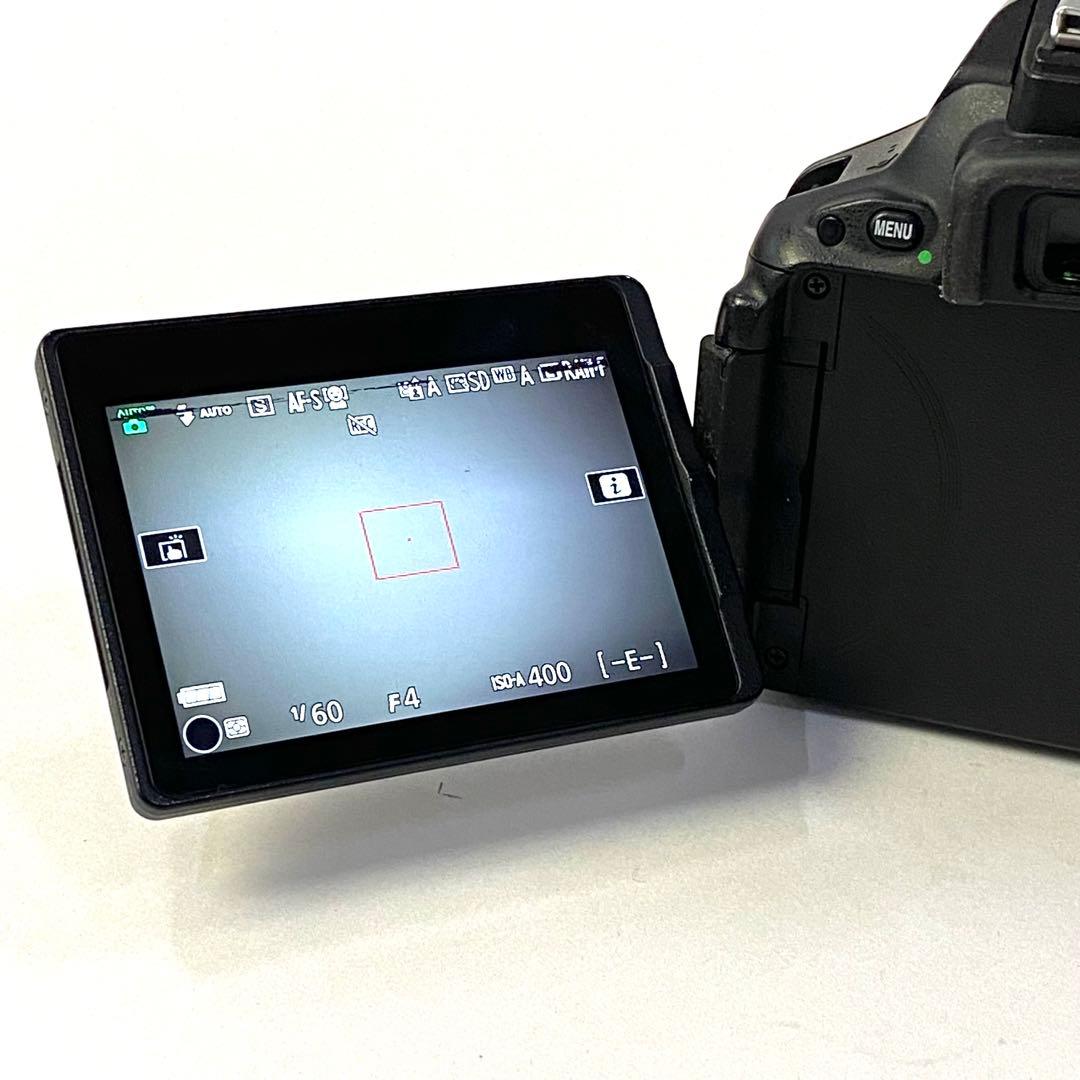 Nikon 一眼レフ D5500 18-55mmレンズ付き WiFi