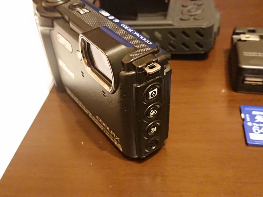 Nikon COOLPIX W300 防水デジタルカメラ　セット