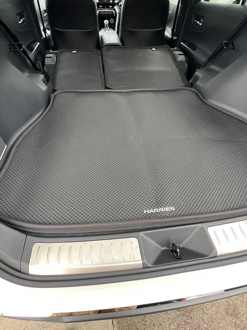 美品　８０ハリアー　ラゲージマット