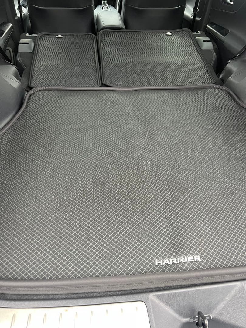 美品　８０ハリアー　ラゲージマット