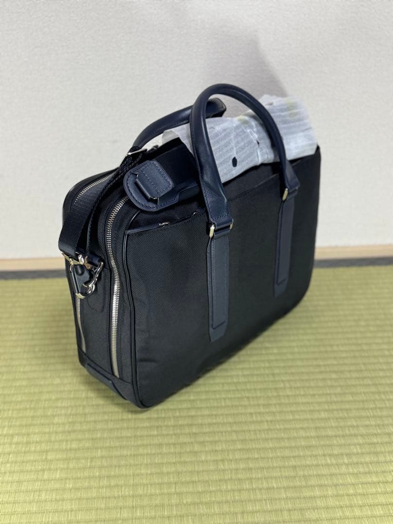 新品 TUMI Jarvis デラックス・ラックトップ・ブリーフ