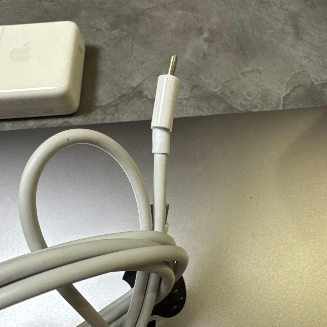 MacBook Pro 13インチ 2018 i5 8GB 256GB