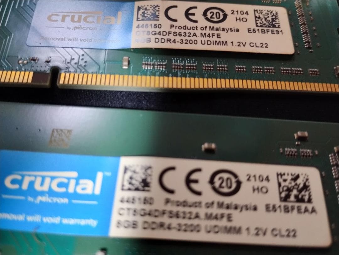 Crucial 8GB DDR4-3200 メモリ 4枚セット