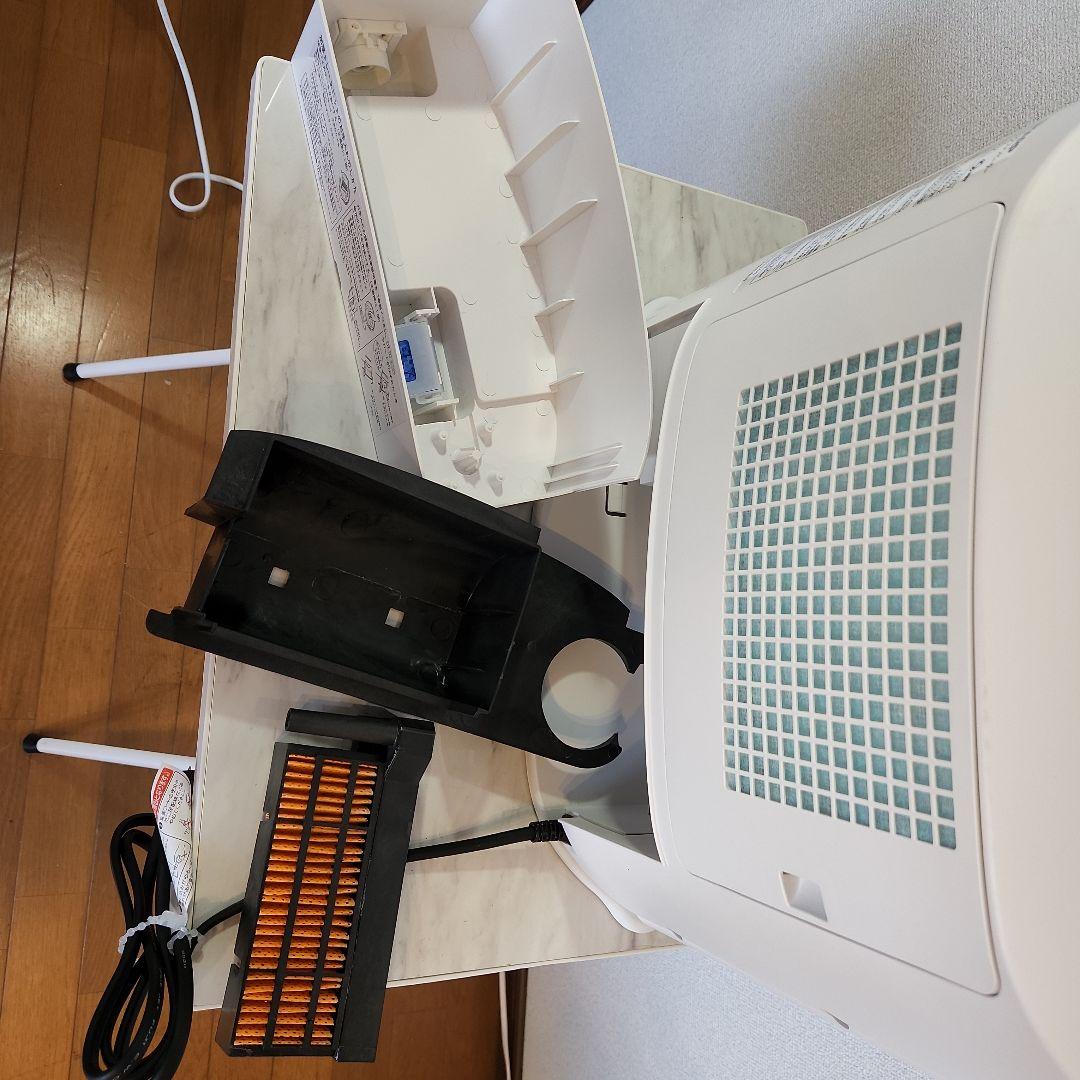 シャープ加湿セラミックファンヒーター　HX-L120-C　2020年製