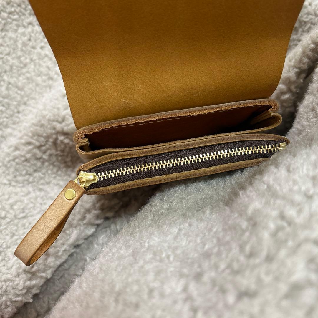 限定品！HERZ【アラスカ特別仕様】普段使いのトラベルウォレット・二つ折り財布