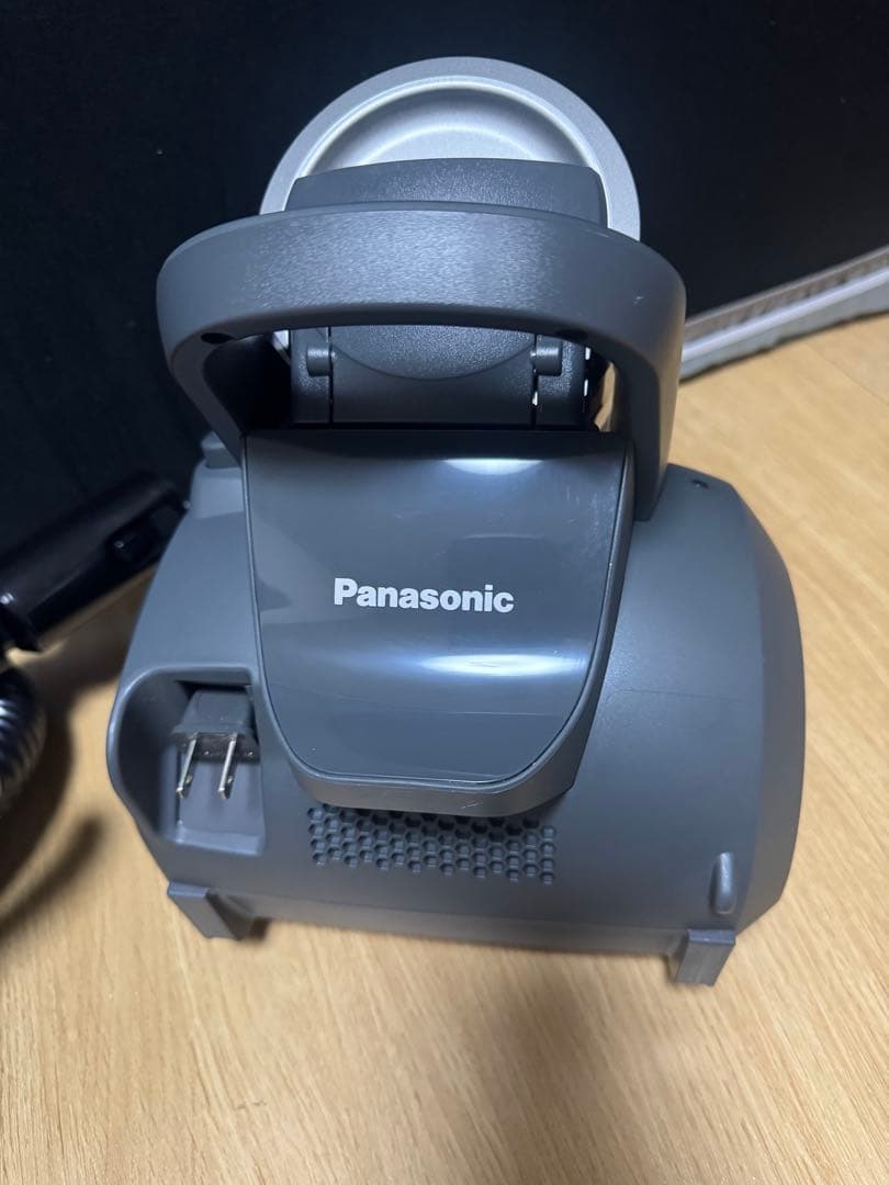 美品　Panasonic MC-SR43K サイクロン式キャニスター　掃除機