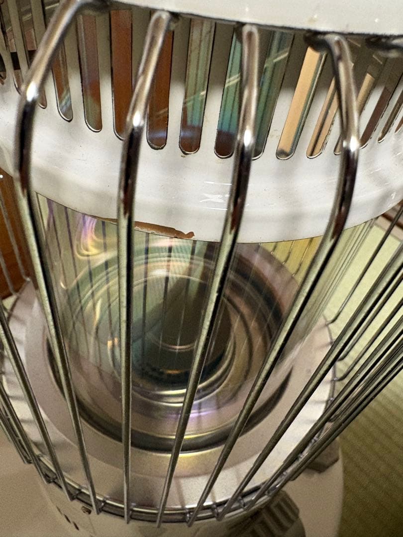 トヨトミ　レインボー　石油ストーブ