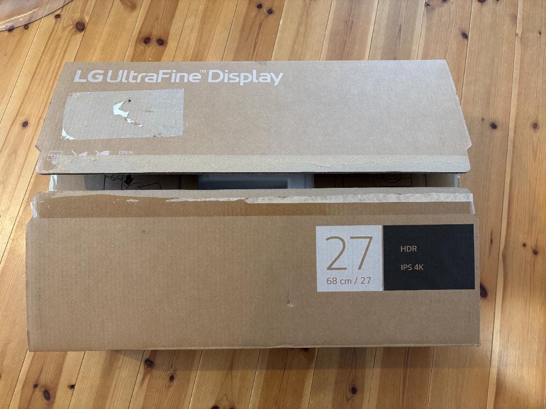 27UP650K-W LG UHD Monitor 4K 27型 モニター