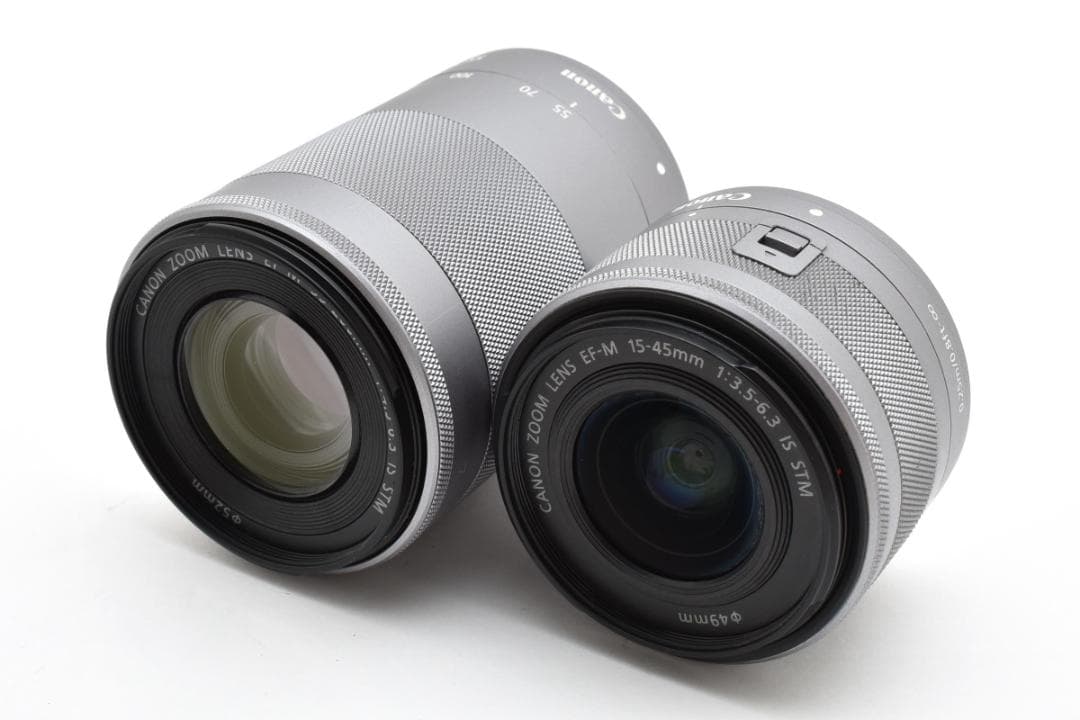 ■ 美品 ■ キヤノン　Canon EOS Kiss M ダブルレンズキット