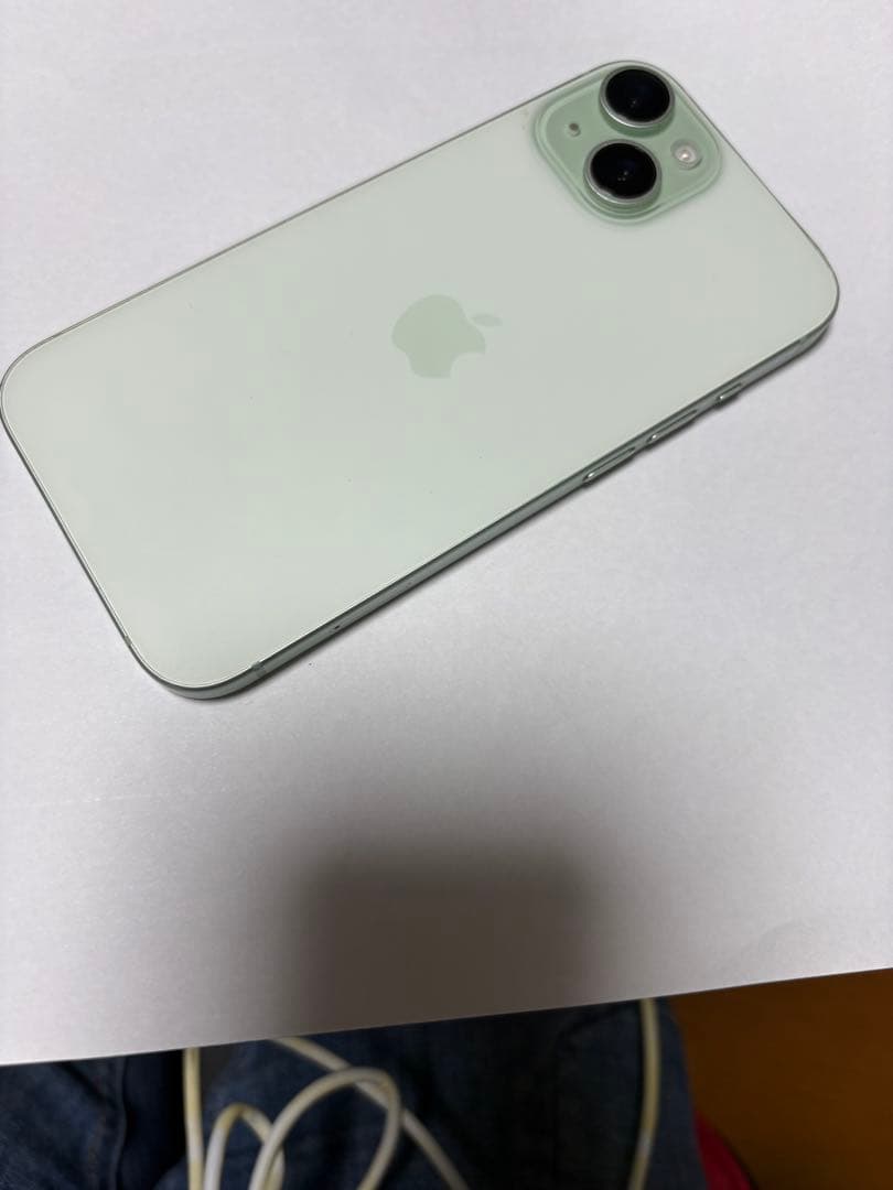 iPhone15 本体　グリーン　SIMフリー