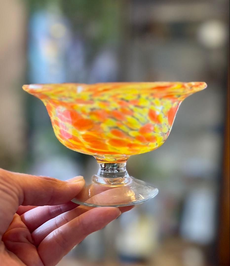 大正ロマン　吹雪紋氷コップオレンジ　ウランガラス　和ガラス　アンティーク　古道具