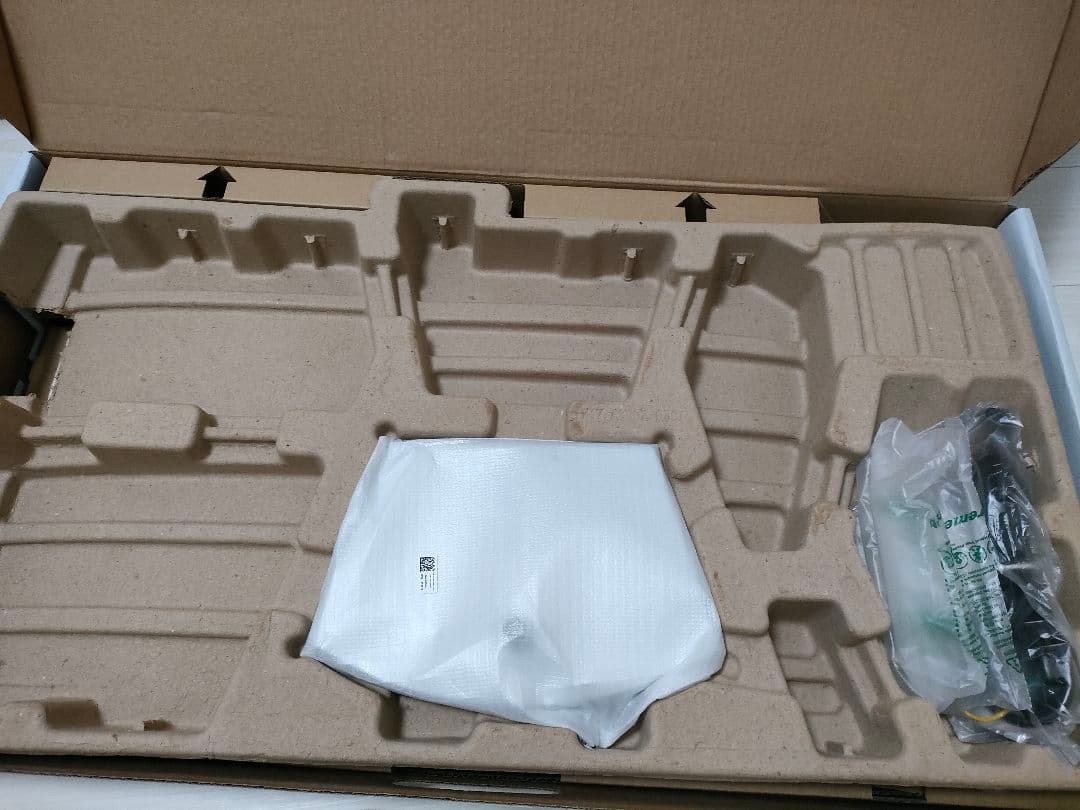 Dell S2721HS 27インチ モニター　フルHD