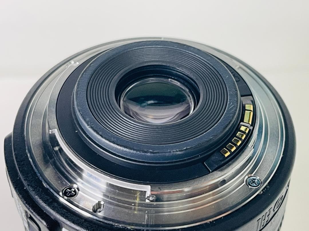 Canon キヤノン EF-S 18-135mm F3.5-5.6 IS STM