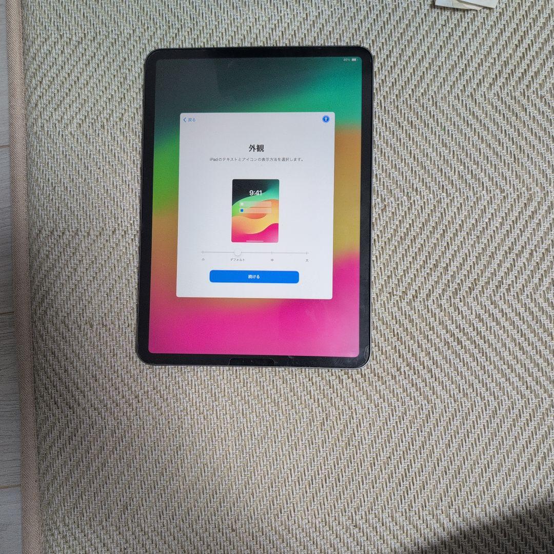 Apple iPad Pro (11インチ) 256GB　アップル製キーボード付