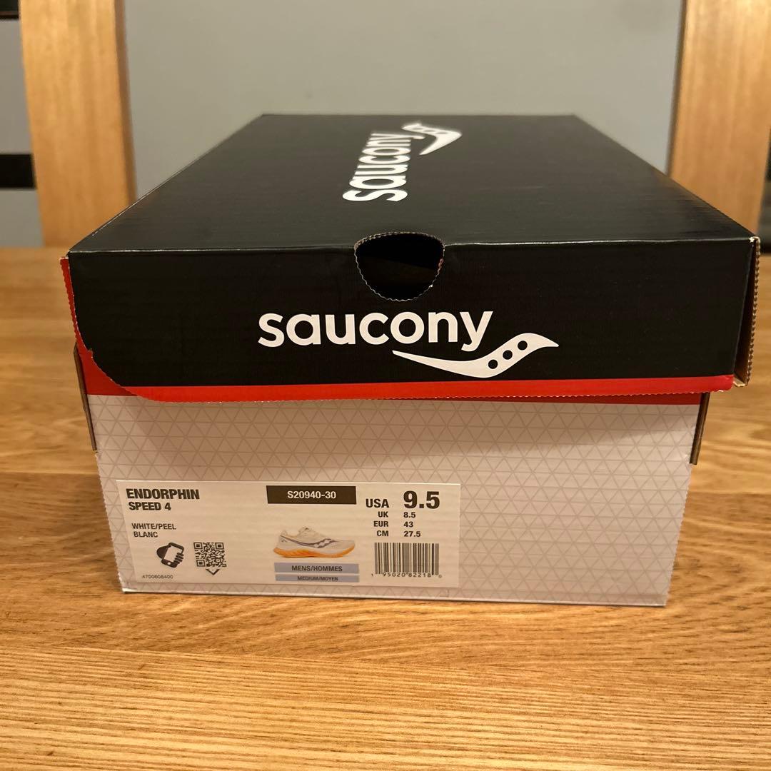サッカニー エンドルフィン スピード4 27.5cm white/peel