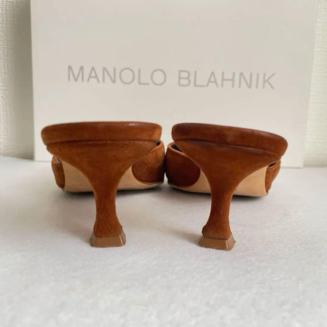 【美品】マノロブラニク 大人気 メイセール バックルディテールミュール　24.5
