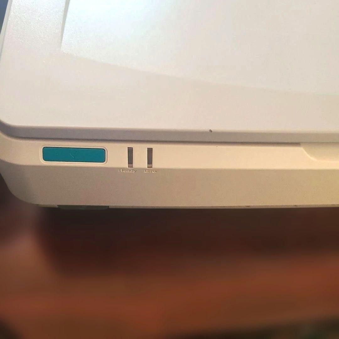 EPSON ES－7000H　 フラットベッドカラースキャナー　A3対応