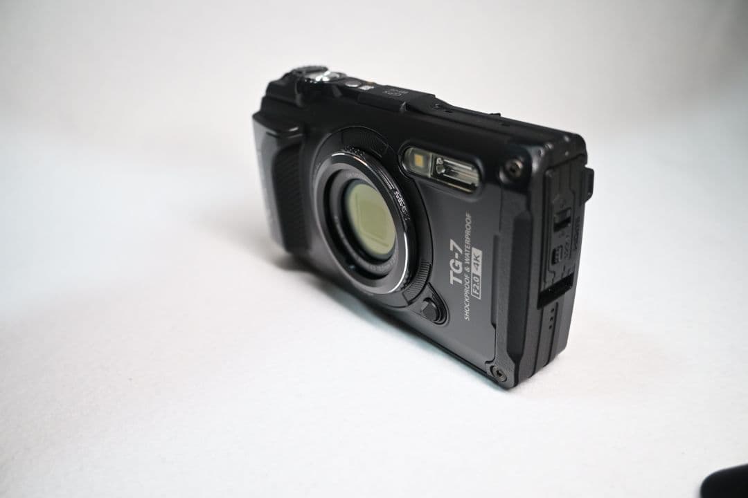 OM SYSTEM TG-7 コンパクトデジタルカメラ＋別売アクセサリー セット