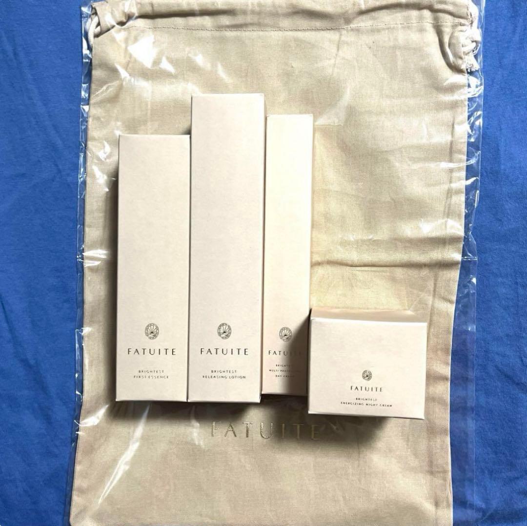 ファチュイテブライテストファーストエッセンス　ブライテストリリーシングローション
