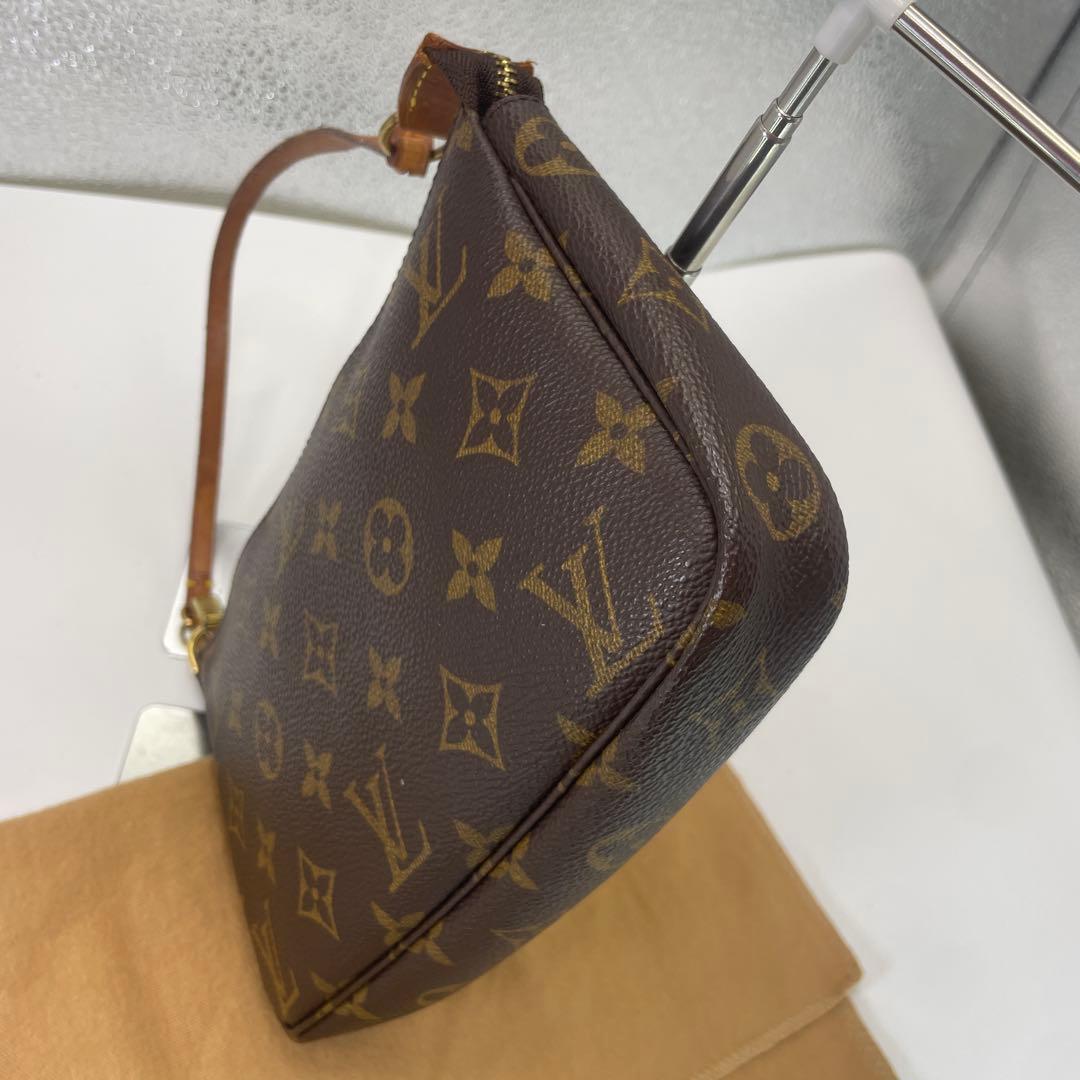 ルイヴィトン　ポシェット　アクセソワール　アクセサリーポーチ　ミニバッグ