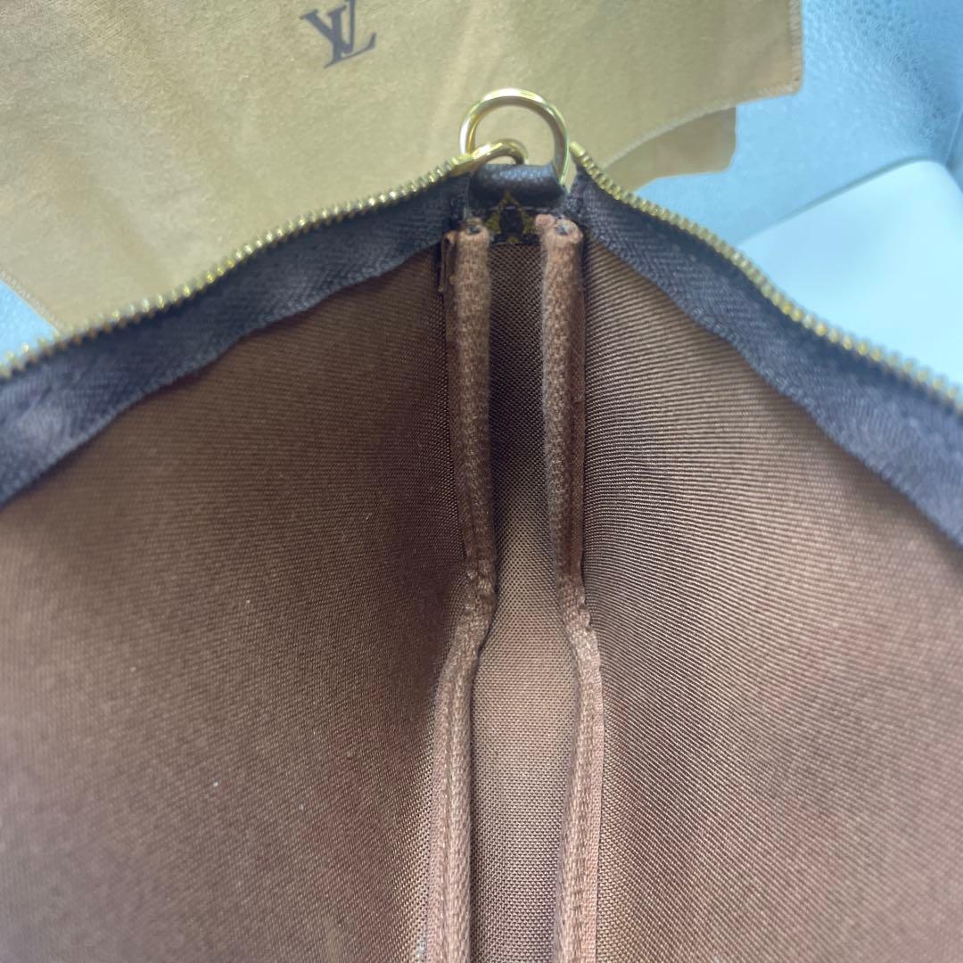 ルイヴィトン　ポシェット　アクセソワール　アクセサリーポーチ　ミニバッグ