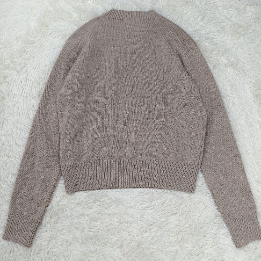 アミパリス　ハートロゴ入り エクストラファインメリノウール　ニット　グレージュ