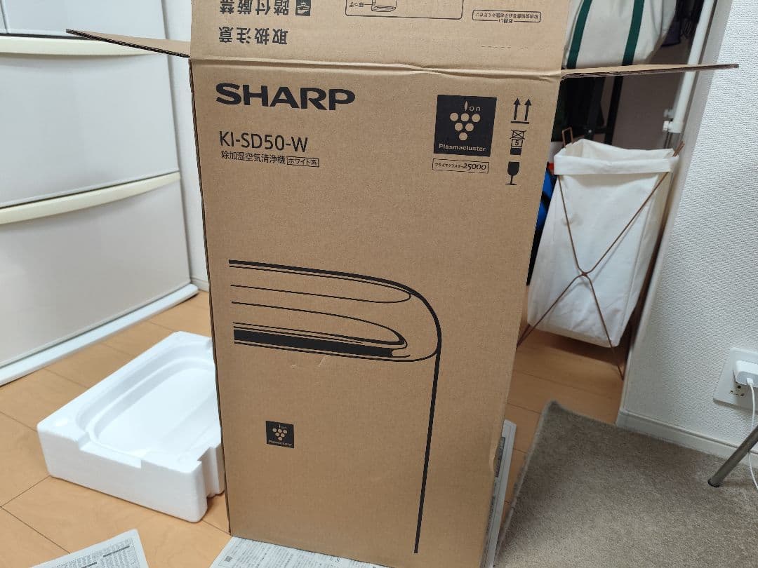 空気清浄機 ホワイト タッチ式操作パネル