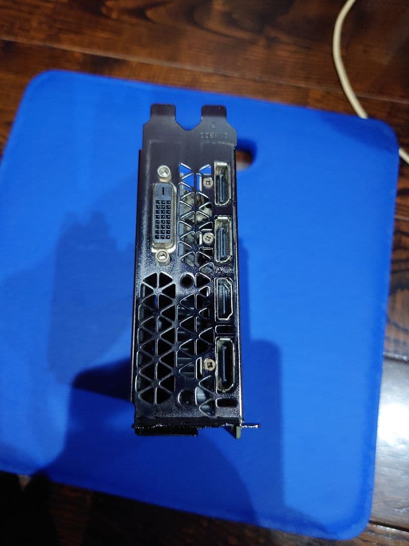 自作パソコン gtx1070 1060