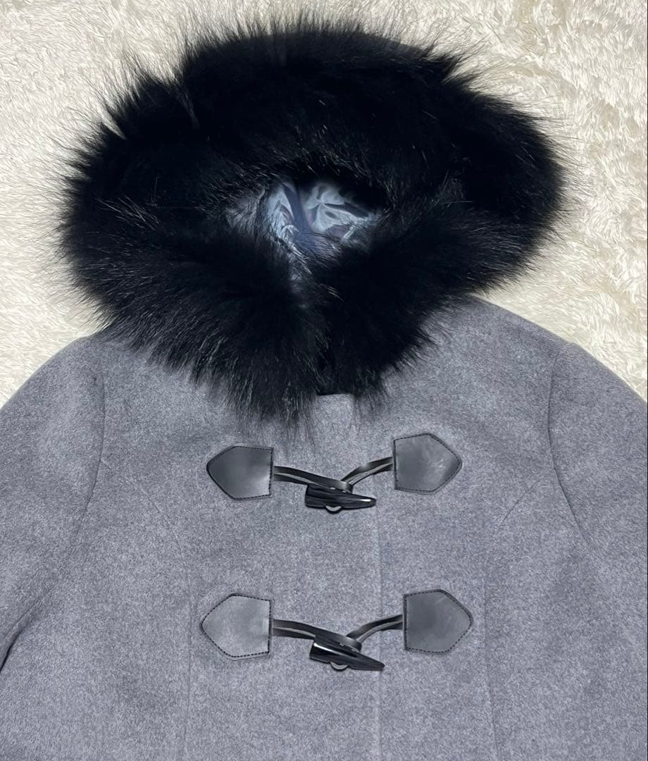 新品タグ付き　定価64900円　PINORE ダッフルコート　ラクーン付き