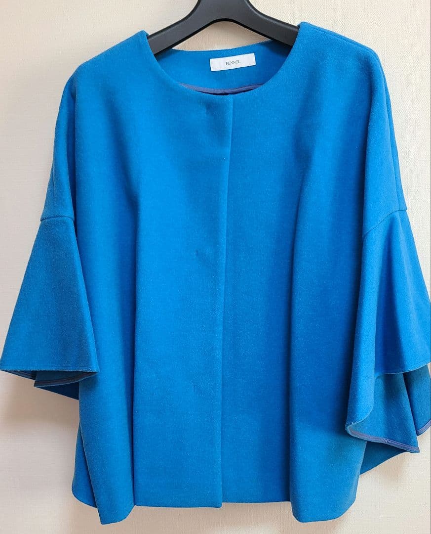 新品タグ付きヤマダヤ　FENNEL フレアスリーブアウター　ポンチョケープコート
