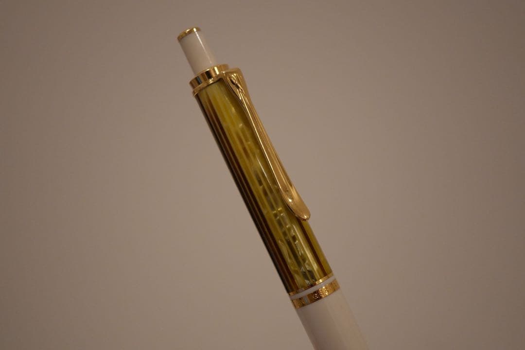 ペリカン スーベレーン ボールペン ホワイトトートイス 油性ボールペン