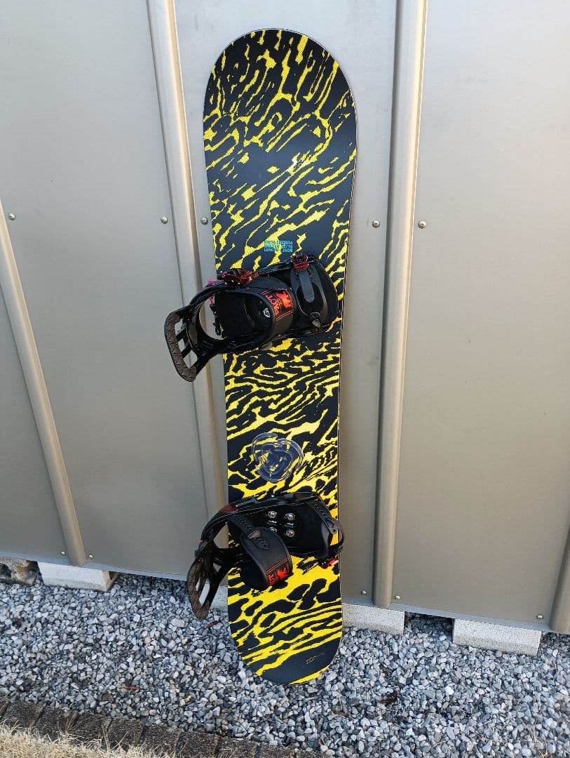 レア！NIKITA CHICKITA 135 & SALOMON PACT S