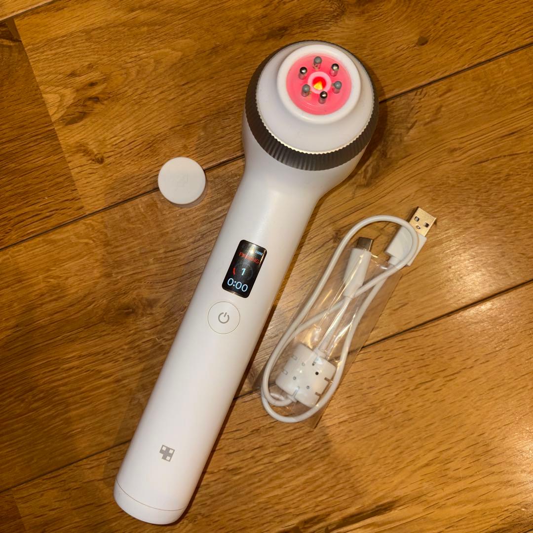 MEDICUBE AGE-R ULTRA TUNE 40.68 美顔器