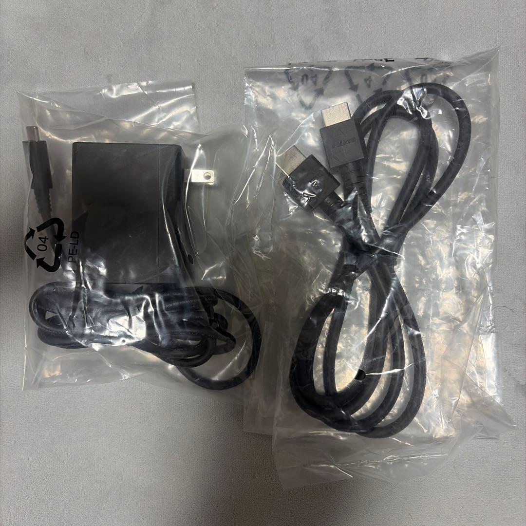 Nintendo Switch 本体 ネオンブルー ネオンレッド