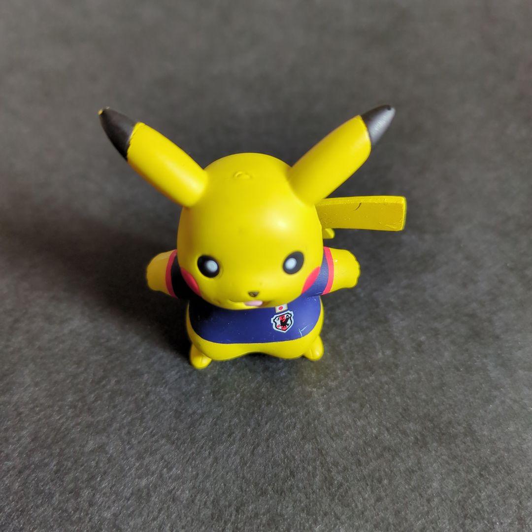 日本代表のピカチュウ：ポケモンカード＆フィギュア